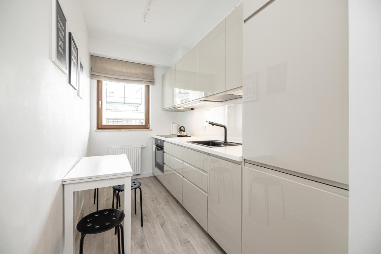Apartament Blisko Morza, 47m Kw. Dwa Niezalezne Pokoje. Апартаменти *